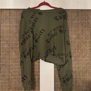 Taylor Swift Reputation Cropped Sweatshirt